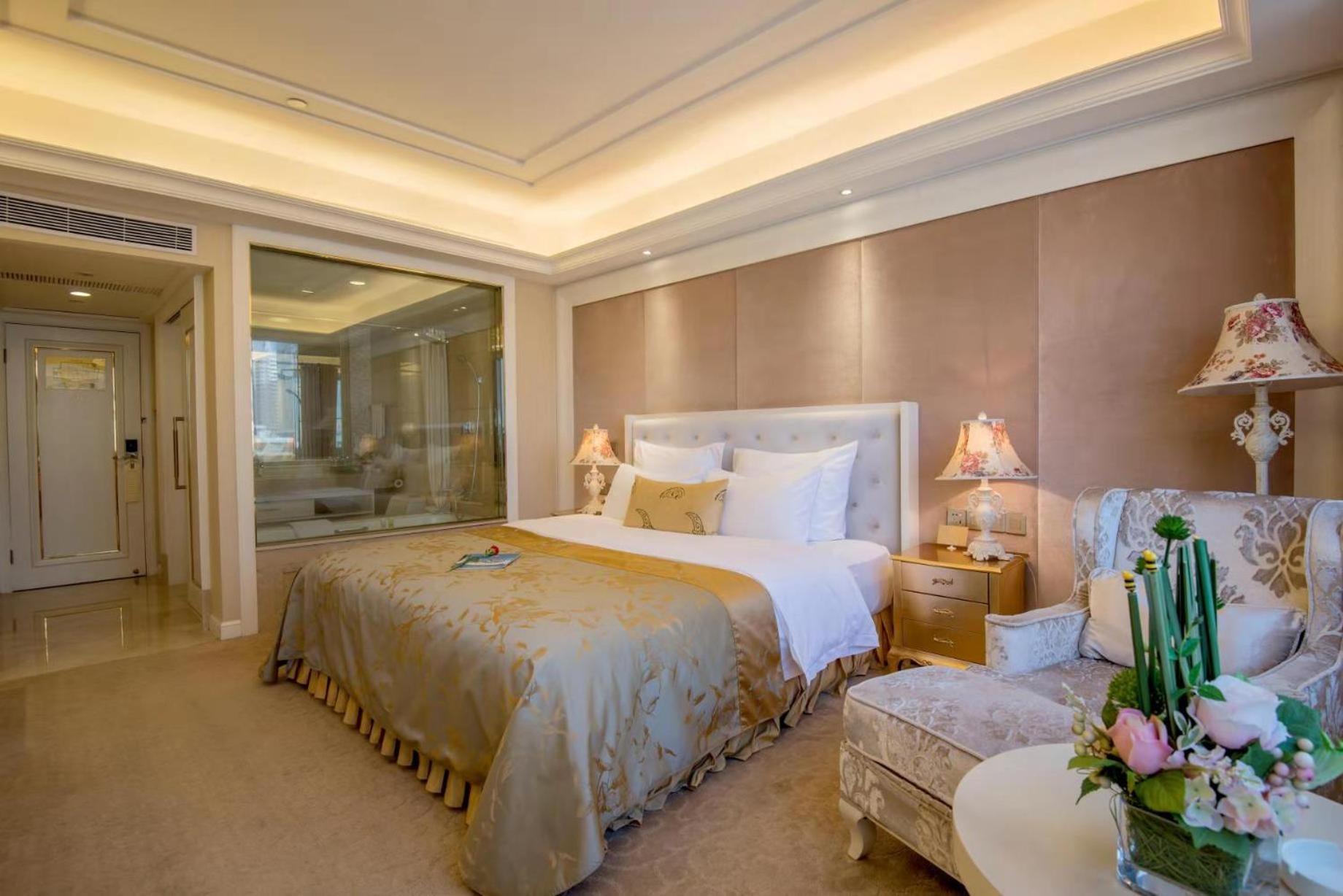 Friendship Building Superior King Bed Room